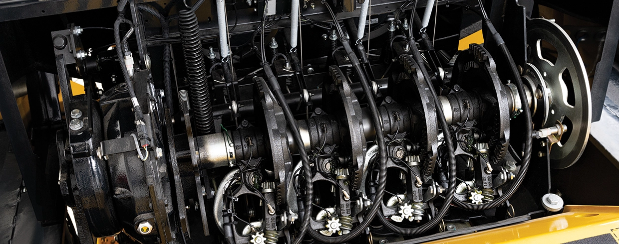 LESS RISK OF TWINE BREAKAGE