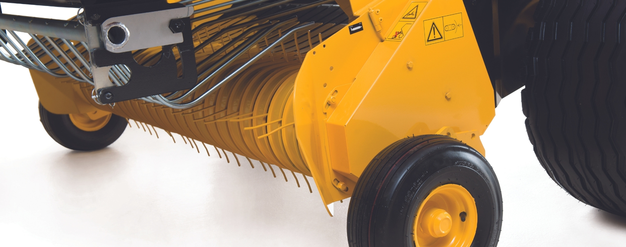 WIDE AND HUNGRY PICKUPS TO SUIT YOUR SWATH NEEDS